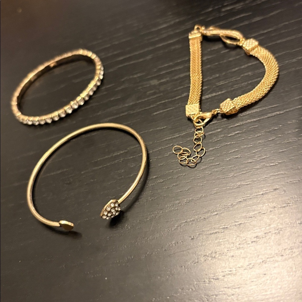 Gold Snake Bracelet - Picture 4 of 6